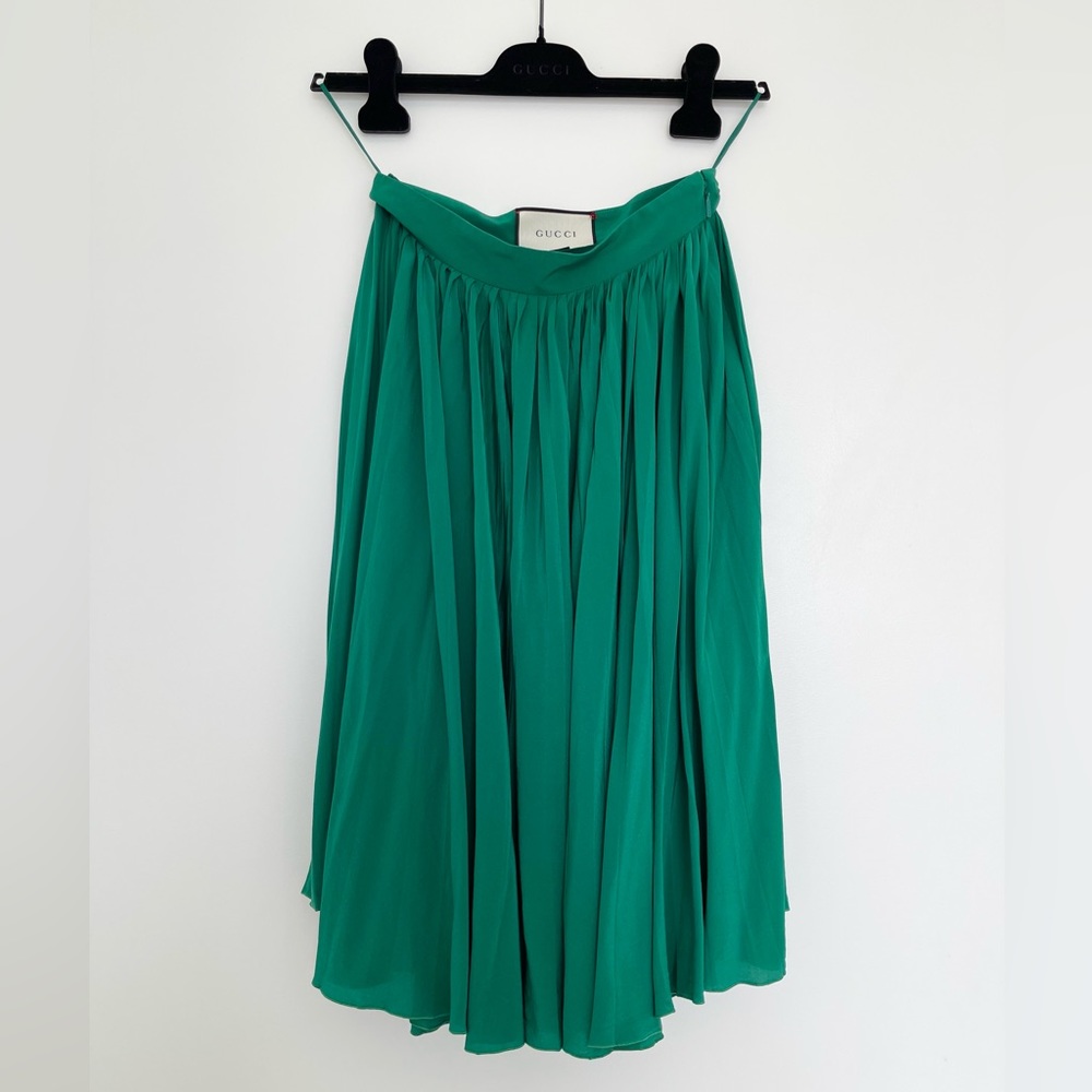 Gucci Silk Pleated Midi Skirt in Green